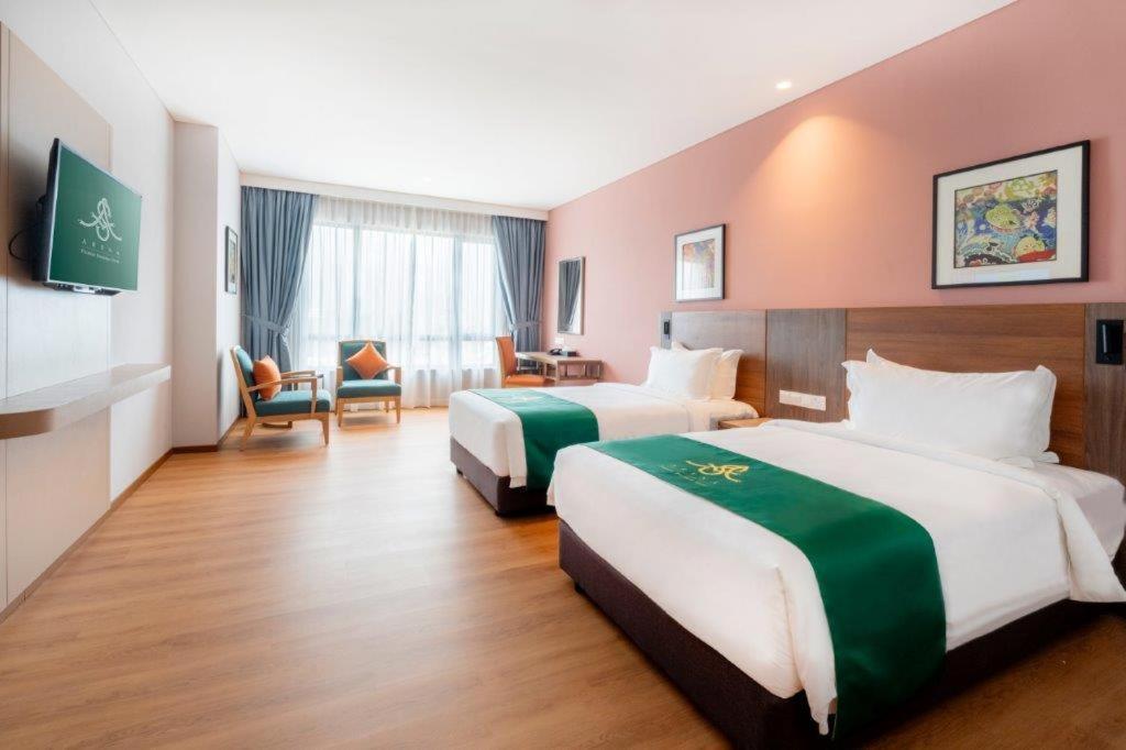 Arena Premier Hotel سِريمبان المظهر الخارجي الصورة
