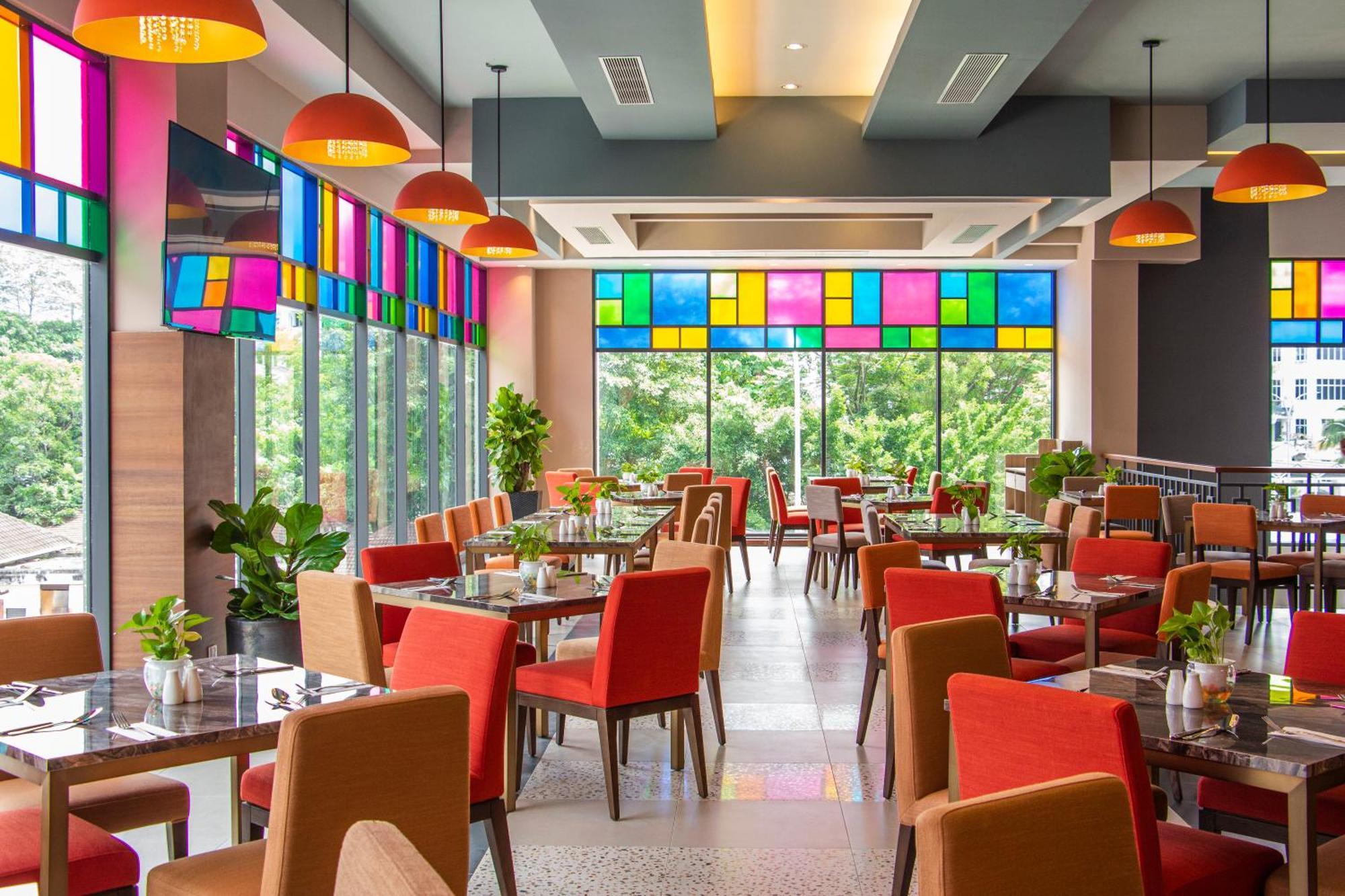 Arena Premier Hotel سِريمبان المظهر الخارجي الصورة