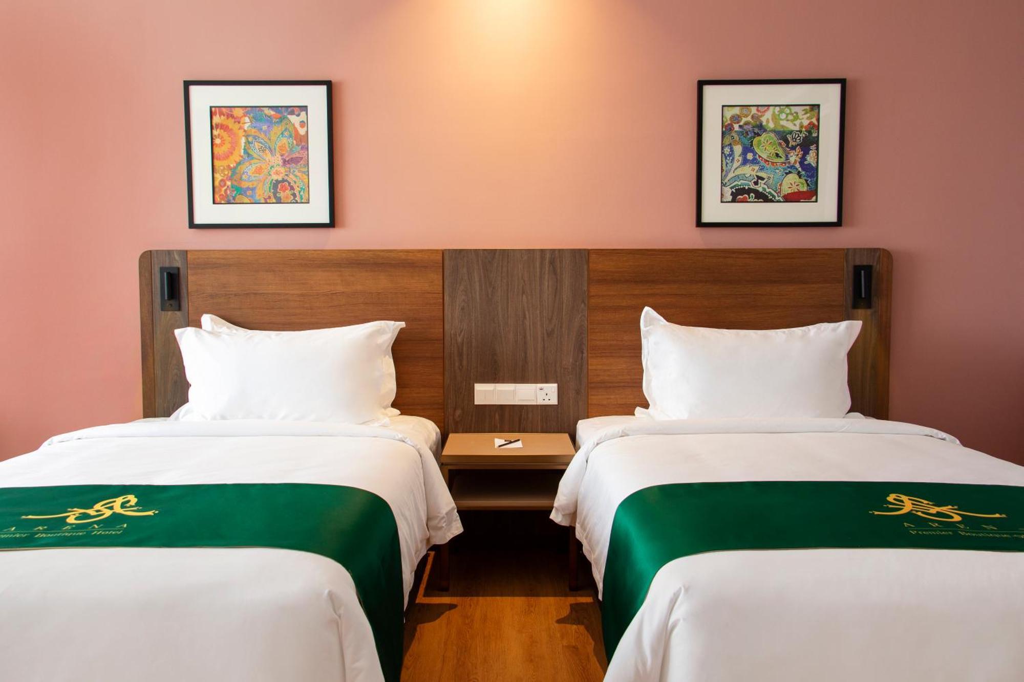 Arena Premier Hotel سِريمبان المظهر الخارجي الصورة